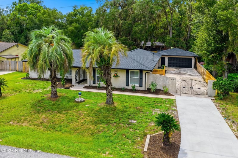 936 Fruitwood Dr, St Johns, FL 32259
