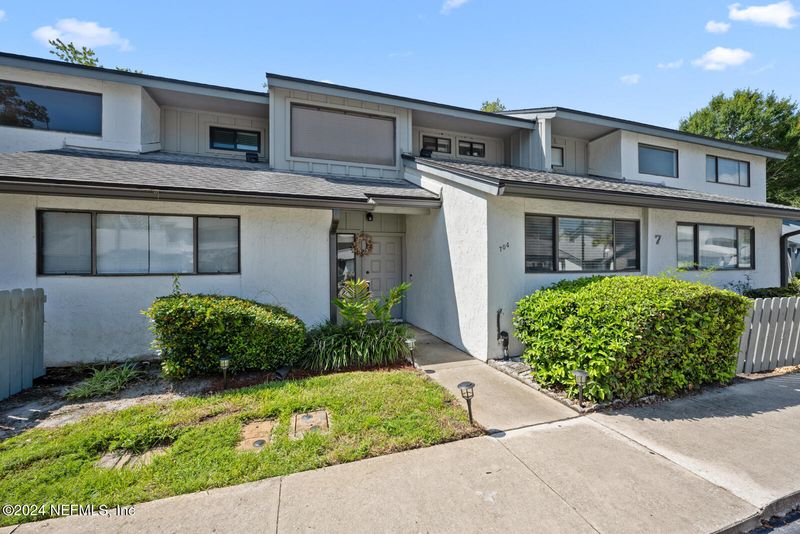 9360 Craven Rd #704, Jacksonville, FL 32257