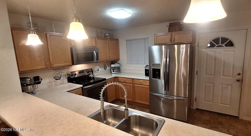 937 Avery St, St Augustine, FL 32084