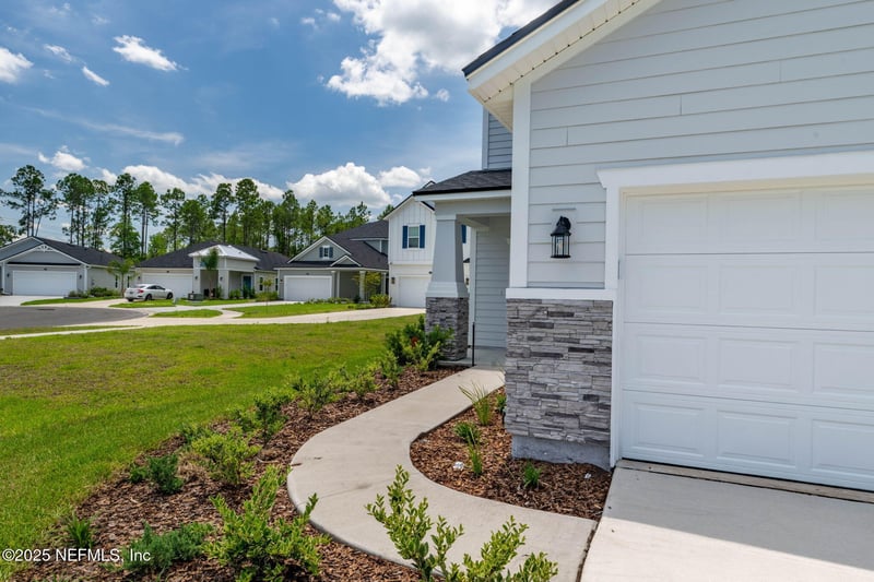 94 Ripple Rd, St Johns, FL 32095