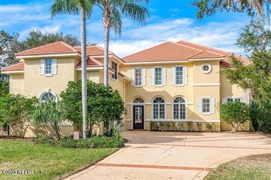 941 N Griffin Shores Dr, St Augustine, FL 32080