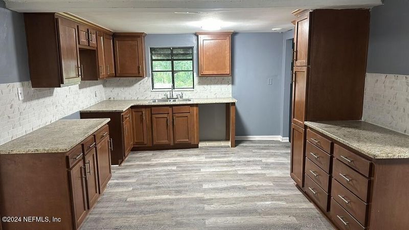 941 Revels Rd, Jacksonville, FL 32205