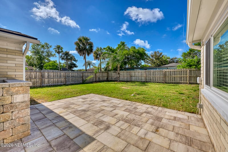 942 16th Ave N, Jacksonville Beach, FL 32250