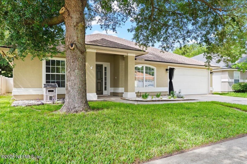 9454 Staplehurst Dr, Jacksonville, FL 32244