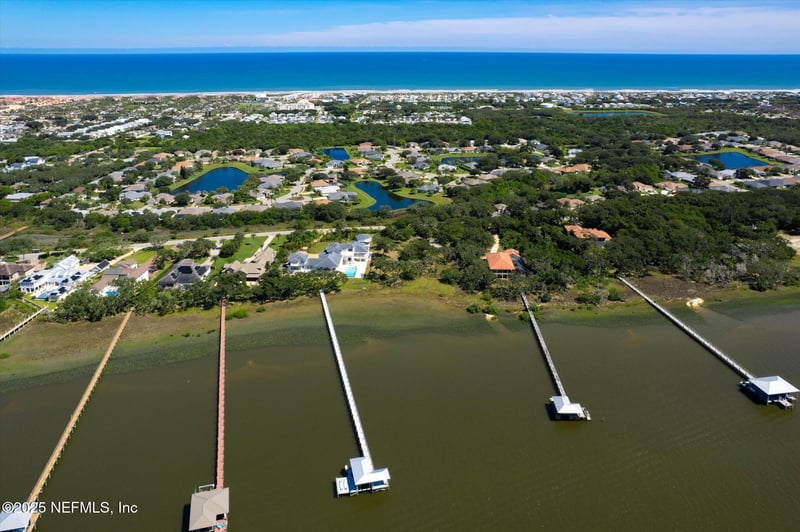 949 N Griffin Shores Dr, St Augustine, FL 32080
