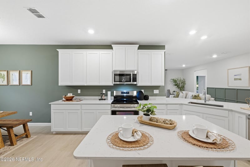 9524 Gaynor Cir, Jacksonville, FL 32219
