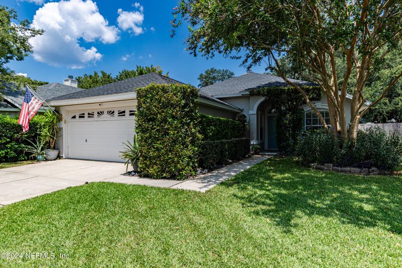 9525 Staples Mill Dr, Jacksonville, FL 32244