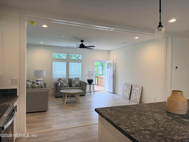 954 Mclaughlin Ln, Middleburg, FL 32068