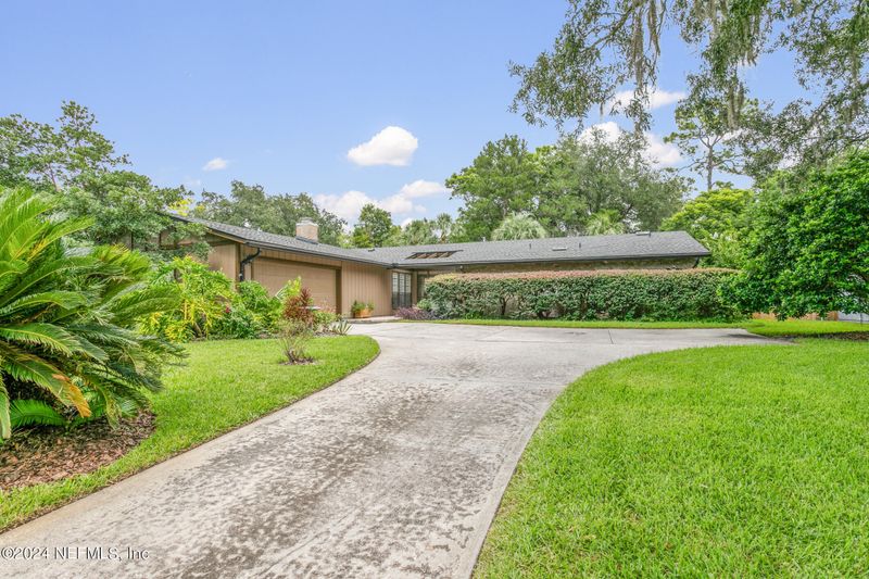 9545 Beauclerc Cove Rd, Jacksonville, FL 32257
