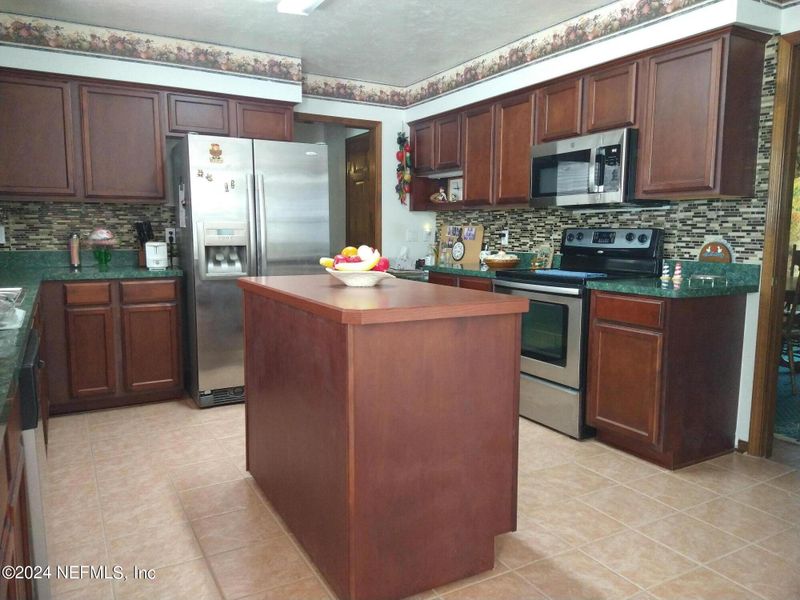 958 Marbleridge Dr, Orange Park, FL 32065