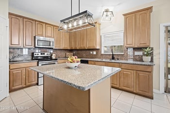 958 Mineral Creek Dr, Jacksonville, FL 32225