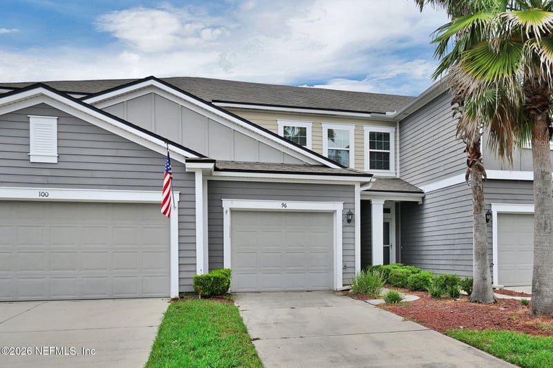 96 Servia Dr, St Johns, FL 32259
