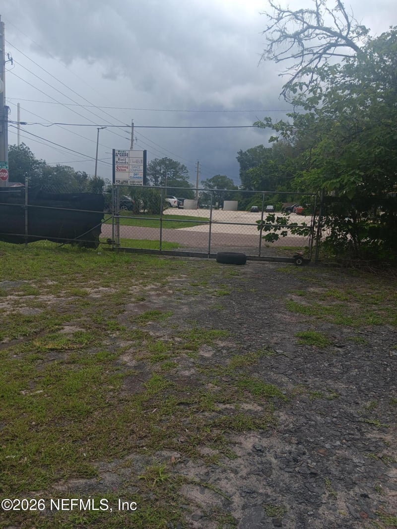 9600 Lem Turner Rd, Jacksonville, FL 32208
