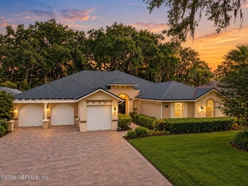 96067 Oak Canopy Ln, Fernandina Beach, FL 32034