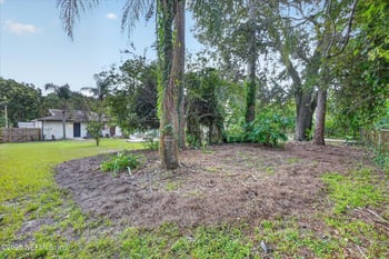 962 Grove Park Dr E, Orange Park, FL 32073