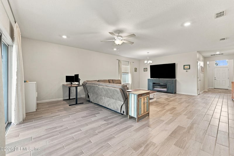 9623 Lemon Grass Ln, Jacksonville, FL 32219