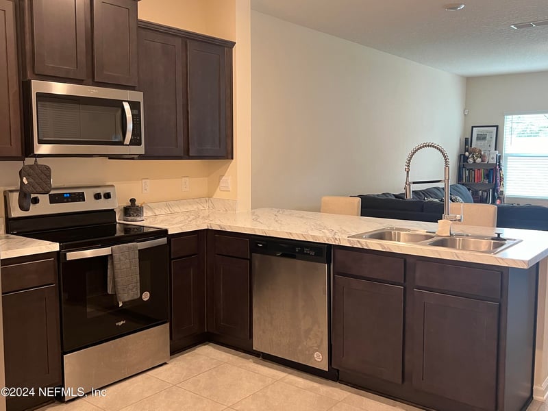 963 Observatory Pw, Jacksonville, FL 32218