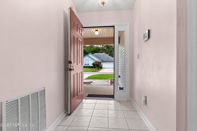 9633 E Pritmore Rd E, Jacksonville, FL 32257