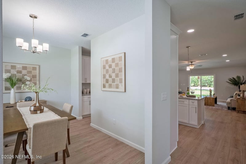 965 Noah Rd, Jacksonville, FL 32218