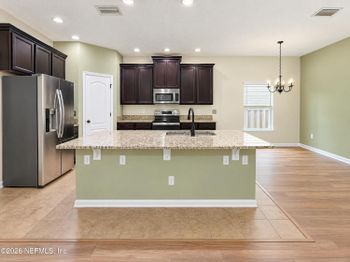 96533 Commodore Point Dr, Yulee, FL 32097
