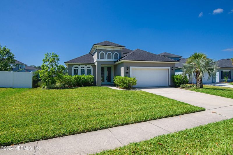 966 Bent Creek Dr, St Johns, FL 32259