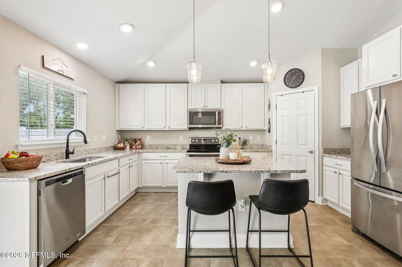 9670 Abby Glen Cir, Jacksonville, FL 32257