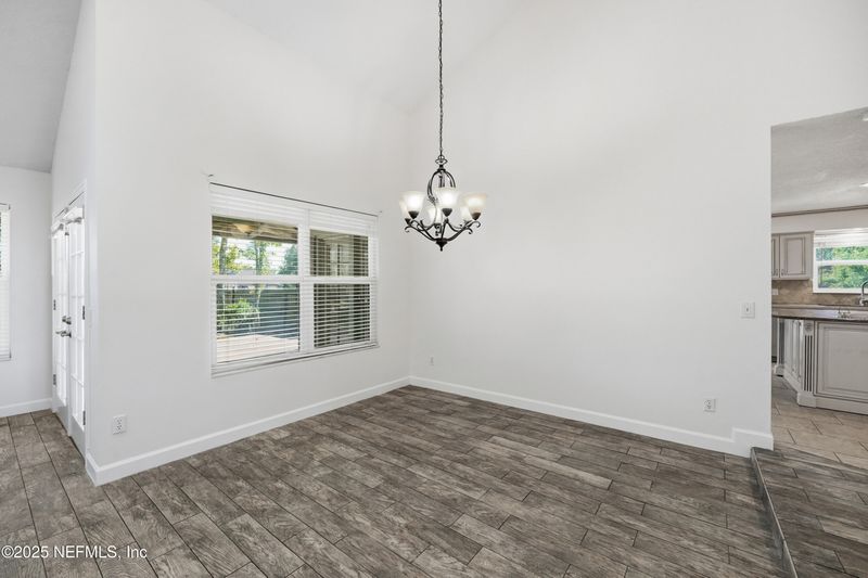969 Alpine Ridge Ct, Orange Park, FL 32065