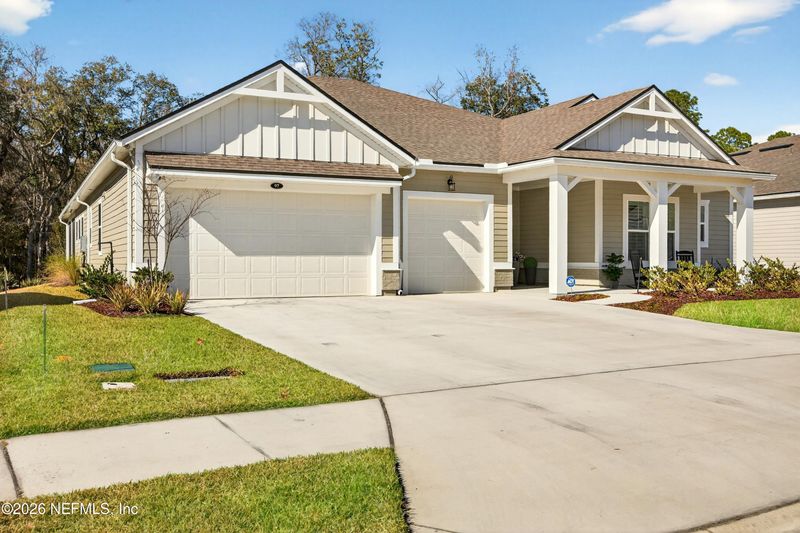 97 Albright Ct, St Johns, FL 32259