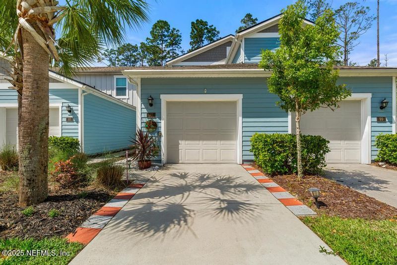 97 Scotch Pebble Dr, St Johns, FL 32259
