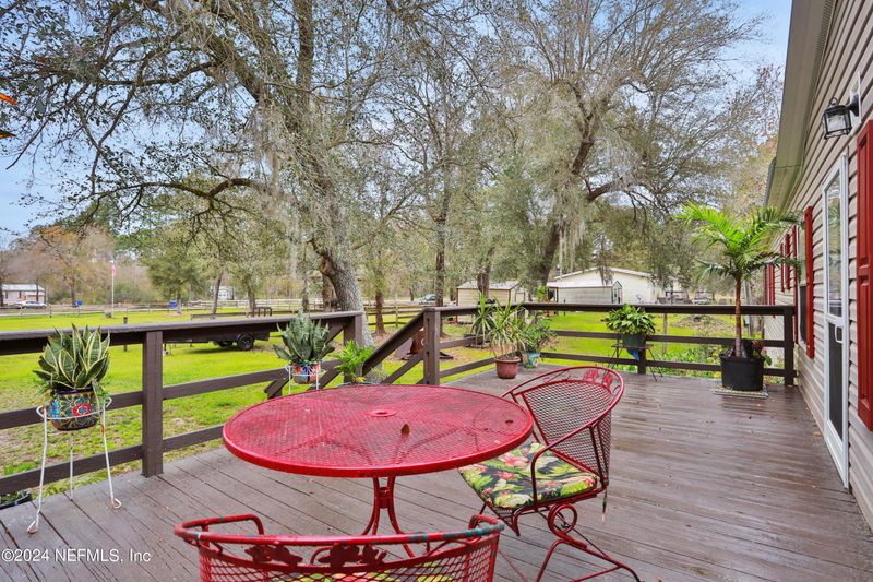 9700 Mcmahon Ave, Hastings, FL 32145