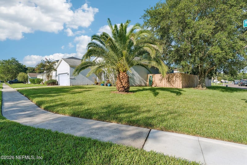 971 Morning Light Rd, Jacksonville, FL 32218