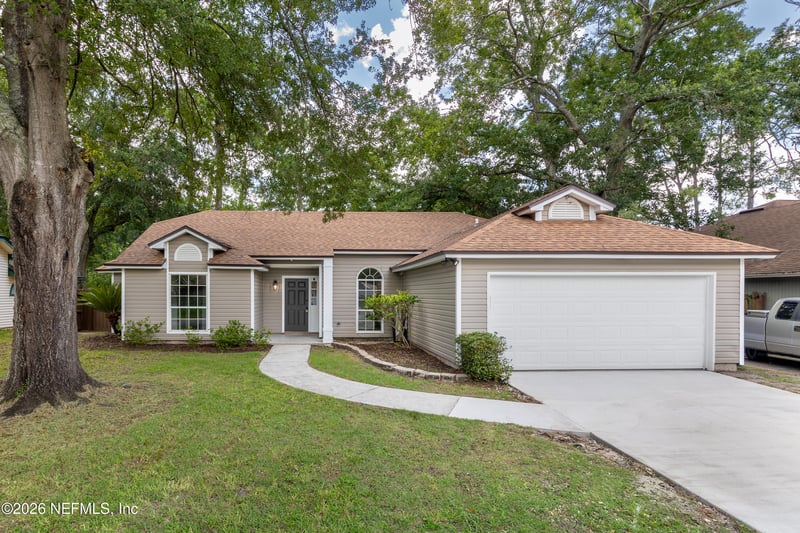 9711 Bayou Bluff Dr, Jacksonville, FL 32257