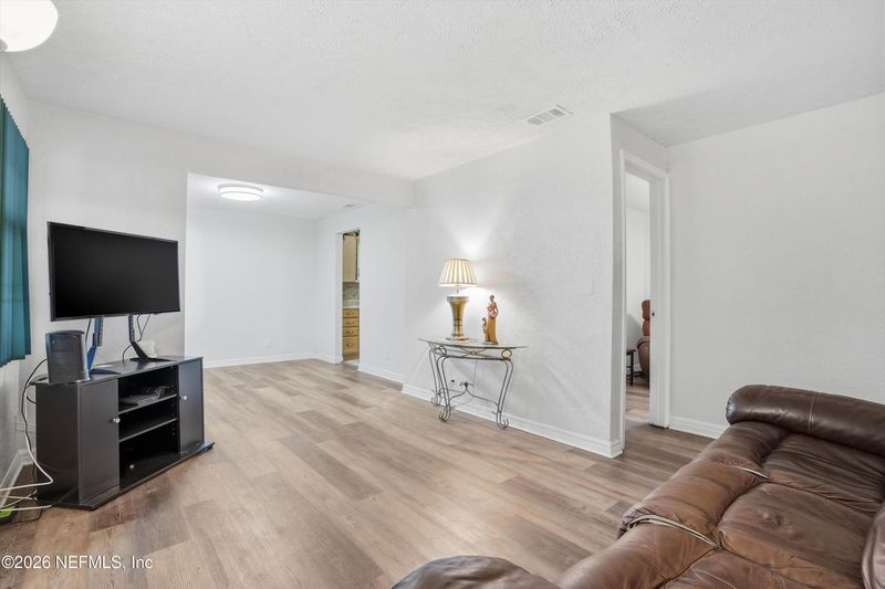 9724 Waynesboro Ave, Jacksonville, FL 32208