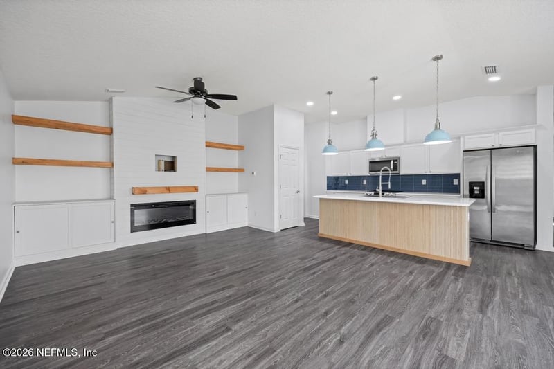 9726 Bridgeway Ave, Jacksonville, FL 32222