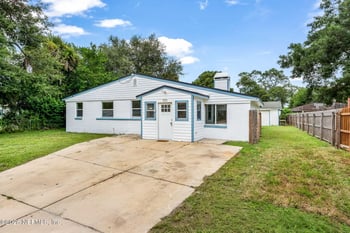 9739 Elaine Rd, Jacksonville, FL 32246