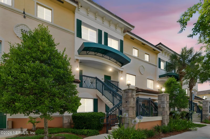 9745 Touchton Rd #527, Jacksonville, FL 32246