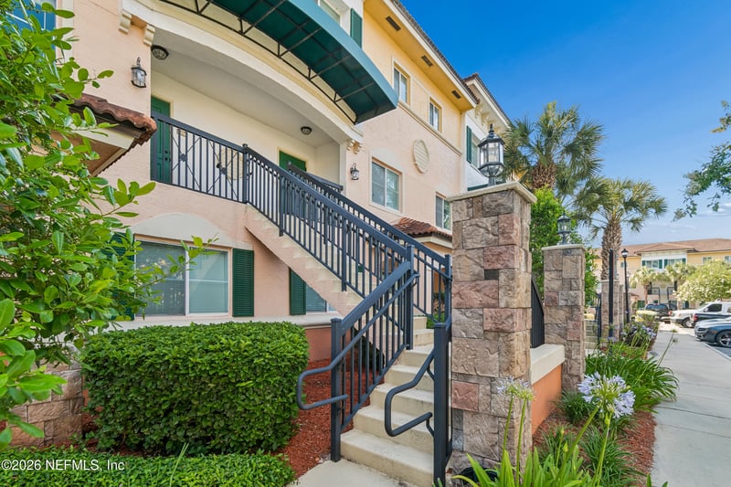 9745 Touchton Rd #527, Jacksonville, FL 32246