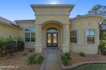 9764 Kings Crossing Dr, Jacksonville, FL 32219