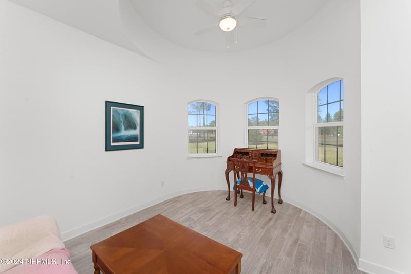 9764 Kings Crossing Dr, Jacksonville, FL 32219