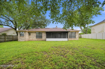 977 Sandstone Dr, Orange Park, FL 32065