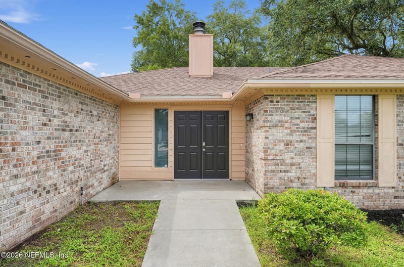 977 Sandstone Dr, Orange Park, FL 32065