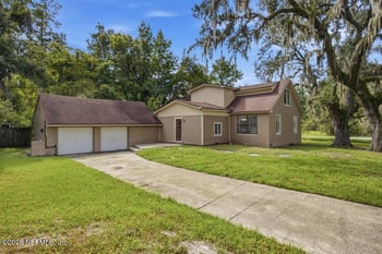 9777 Carbondale Dr W, Jacksonville, FL 32208