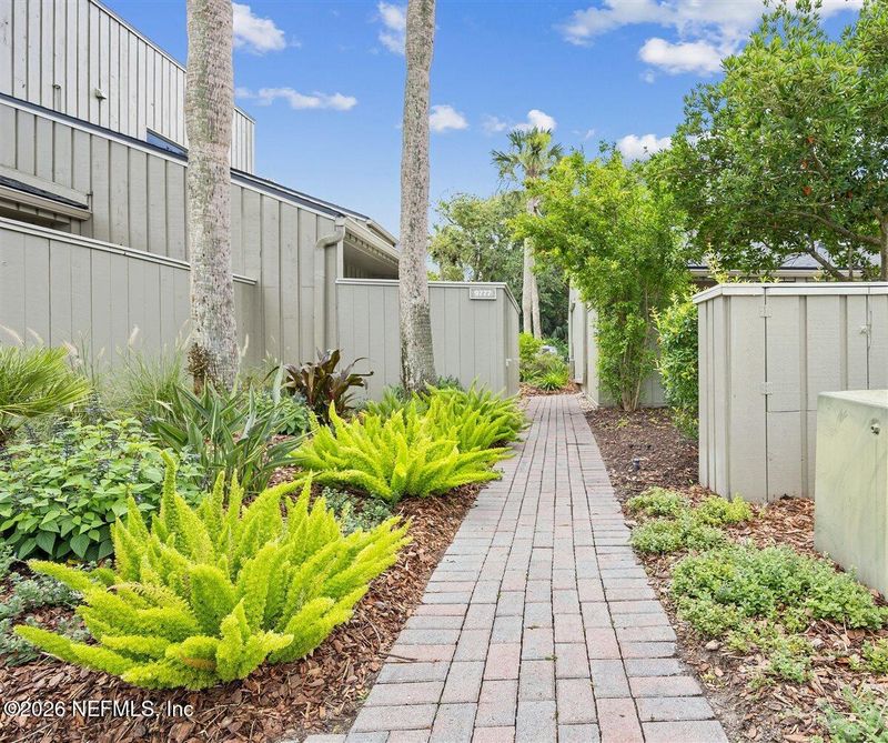 9777 Sawgrass Dr E, Ponte Vedra Beach, FL 32082