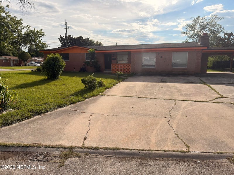 9806 Priory Ave, Jacksonville, FL 32208