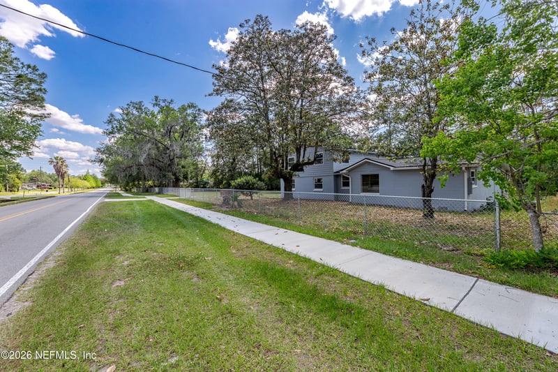 9808 Sibbald Rd, Jacksonville, FL 32208