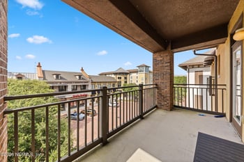 9823 Tapestry Park Cir #104, Jacksonville, FL 32246