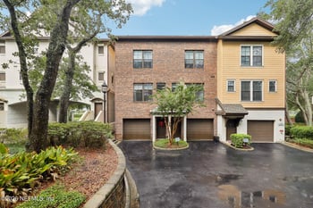 9823 Tapestry Park Cir #303, Jacksonville, FL 32246