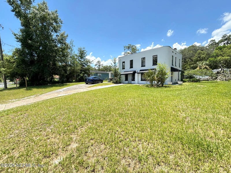 9834 Winston St, Jacksonville, FL 32208