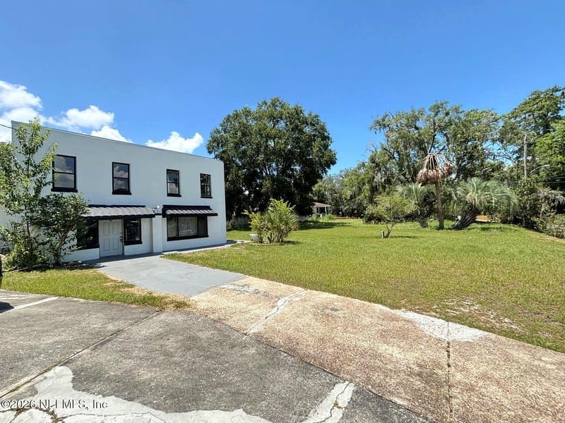 9834 Winston St, Jacksonville, FL 32208