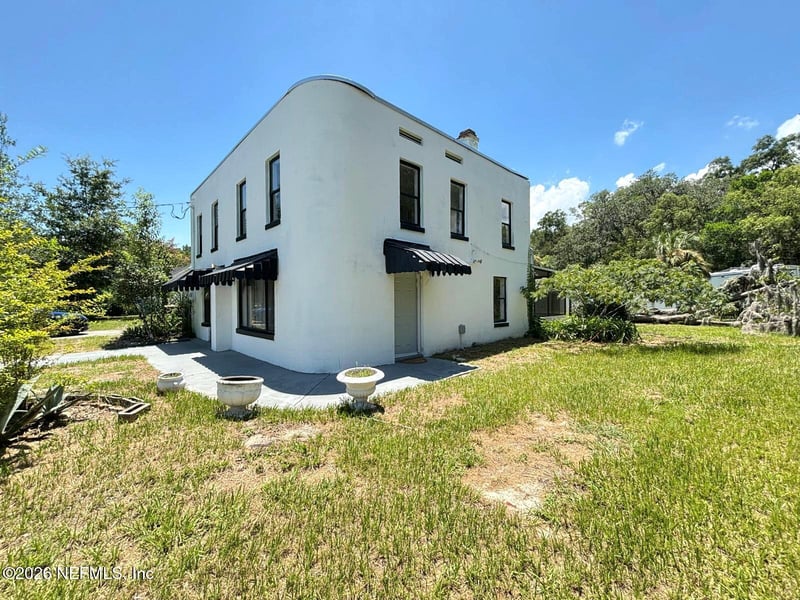 9834 Winston St, Jacksonville, FL 32208